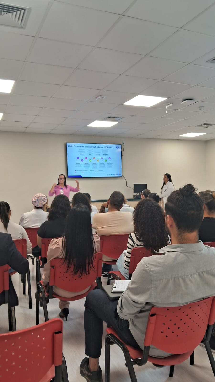 hmsa-realiza-treinamento-sobre-gestao-documental-reforcando-cultura-de-seguranca-e-responsabilidade-nos-processos